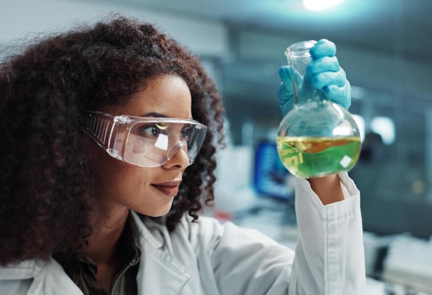 Expert review of LCIA methodologies and impact indicators.