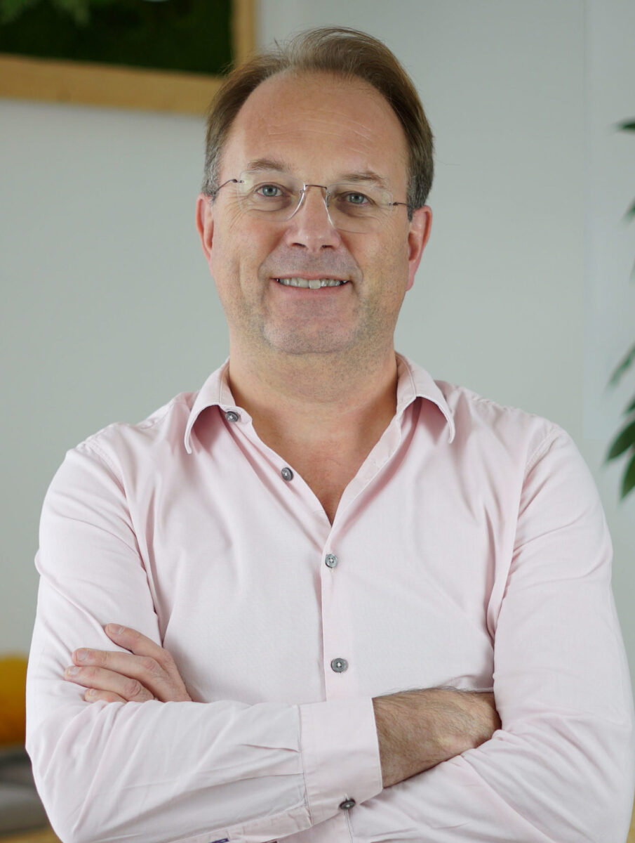 Portrait of Emmanuel Hembert, Global Cosmetics + Personal Care Lead, Quantis
