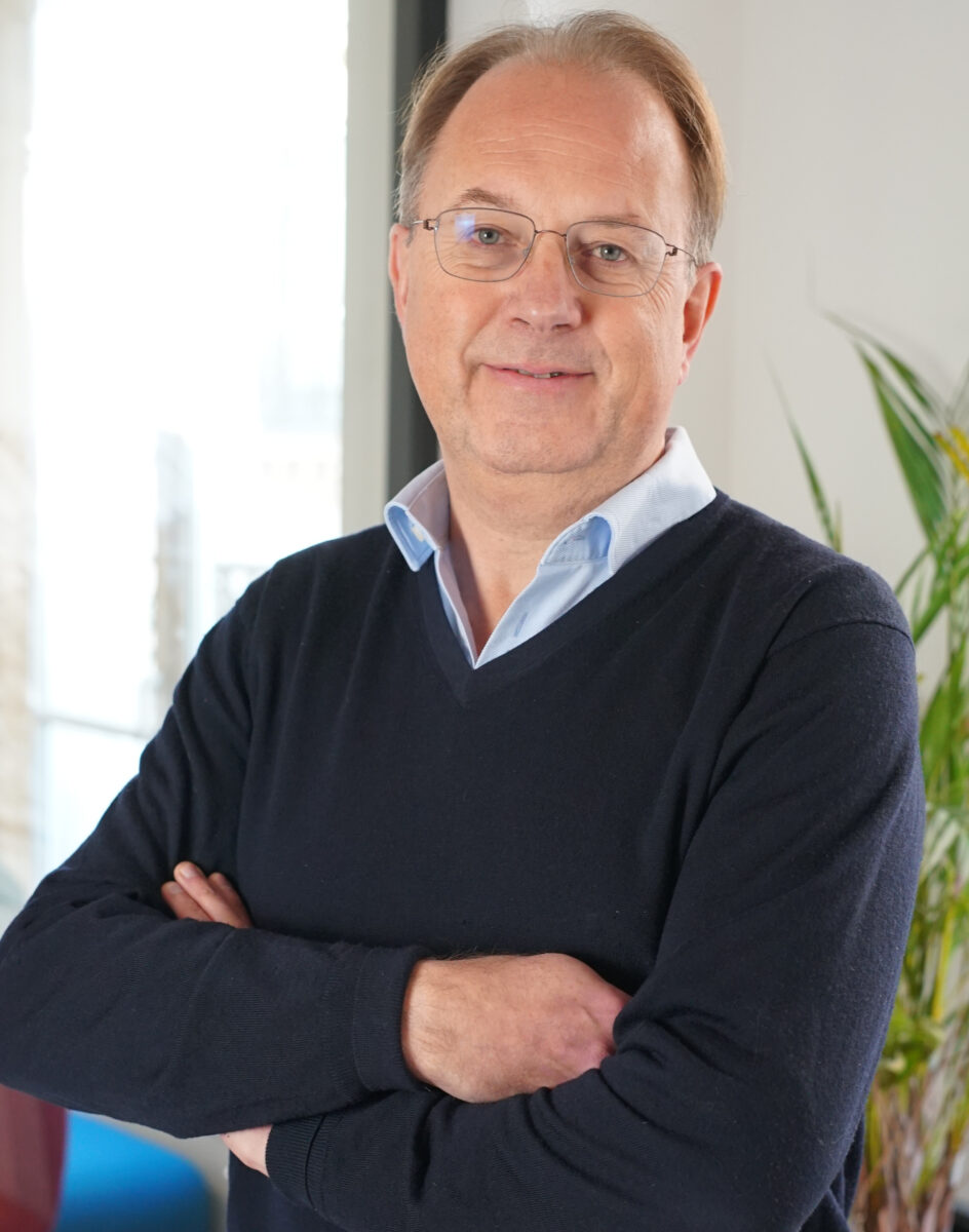 Portrait of Emmanuel Hembert, Global Cosmetics + Personal Care Lead, Quantis