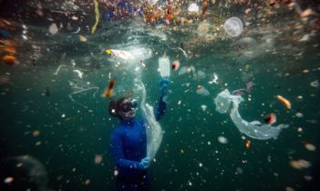 Plastic credits: Not a single international agreement on plastics exists, despite the irreversible impact it represents for the planet.